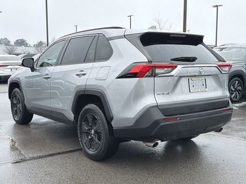 Used 2020 Toyota RAV4 XLE image 3