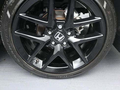 Used 2025 Honda Civic Sport image 10