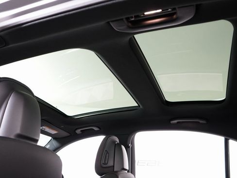 Used 2026 Mercedes-Benz C 43 AMG 4MATIC Sedan image 13