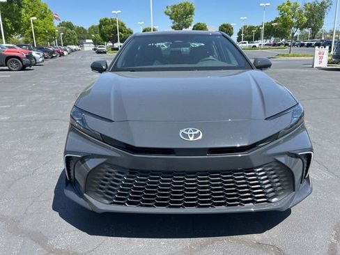 New 2026 Toyota Camry SE FWD image 2