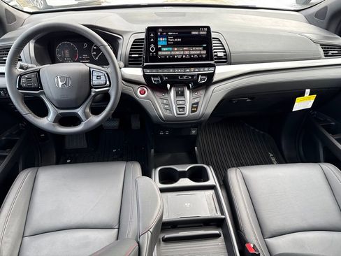 Certified 2026 Honda Odyssey Sport-L image 16