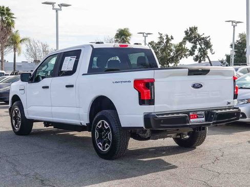 Used 2022 Ford F150 Lightning Pro image 6