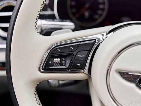 Used 2022 Bentley Flying Spur W12 AWD/4WD image 62