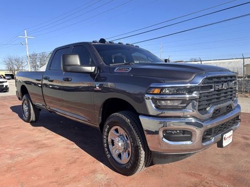 New 2025 RAM 2500 Tradesman w/ Chrome Appearance Group image 3