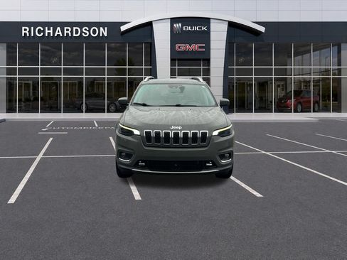Used 2021 Jeep Cherokee Limited w/ Elite Package AWD/4WD image 9