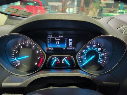 Used 2016 Ford Escape Titanium AWD/4WD image 19