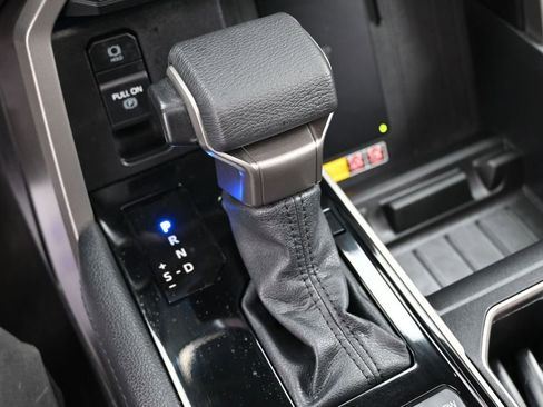 Used 2026 Toyota Tundra Limited AWD/4WD image 27
