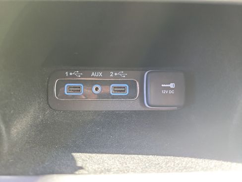 Used 2021 Jeep Grand Cherokee Limited image 28