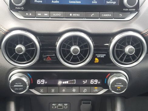 Used 2023 Nissan Sentra SR image 32