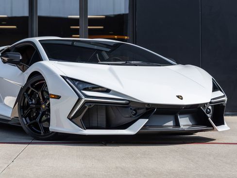 Used 2024 Lamborghini Revuelto AWD/4WD image 6
