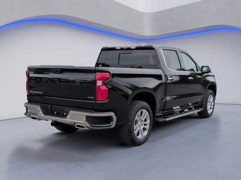 New 2026 Chevrolet Silverado 1500 LTZ w/ LTZ Premium Package AWD/4WD image 3