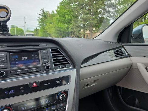 Used 2016 Hyundai Sonata Limited FWD image 19