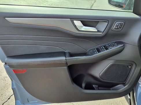 Certified 2023 Ford Escape Active w/ Tech Pack #2 image 12