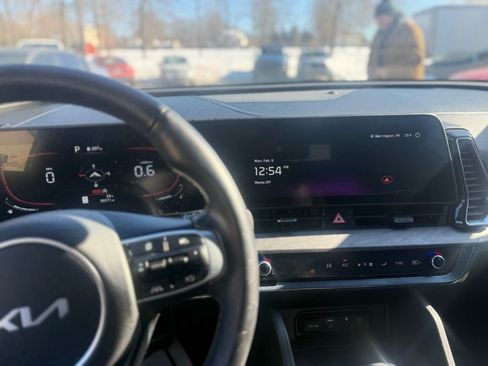 Certified 2023 Kia Sportage X-Line w/ X-Line Premium Package image 3