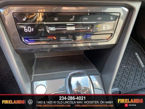 New 2024 Volkswagen Tiguan SE image 38