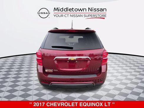 Used 2017 Chevrolet Equinox LT w/ Convenience Package AWD/4WD image 4