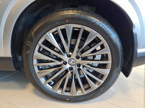 New 2026 Lexus RX 450h AWD image 11