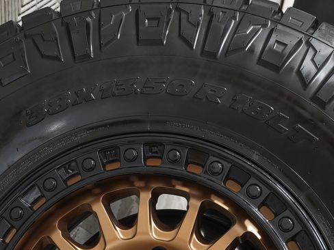 Used 2026 Chevrolet Silverado 2500 ZR2 AWD/4WD image 33