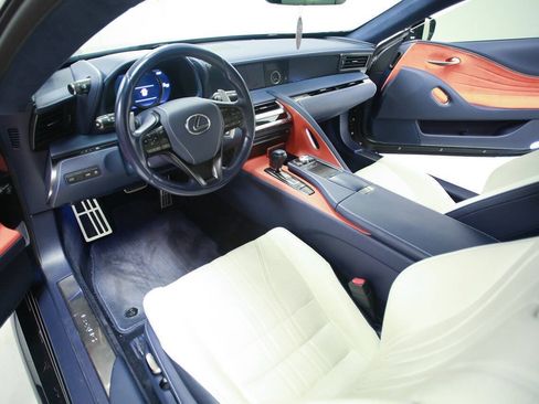 Used 2018 Lexus LC 500 Coupe w/ Touring Package RWD image 14
