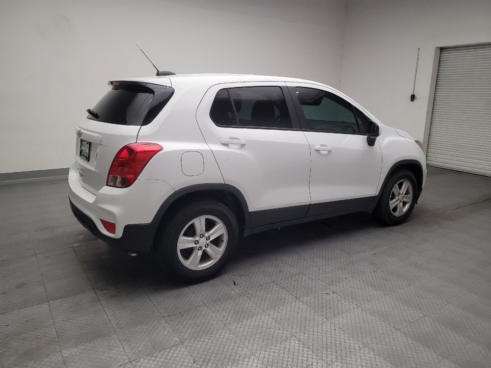 Used 2021 Chevrolet Trax LS w/ Tint and Cruise Package FWD image 10