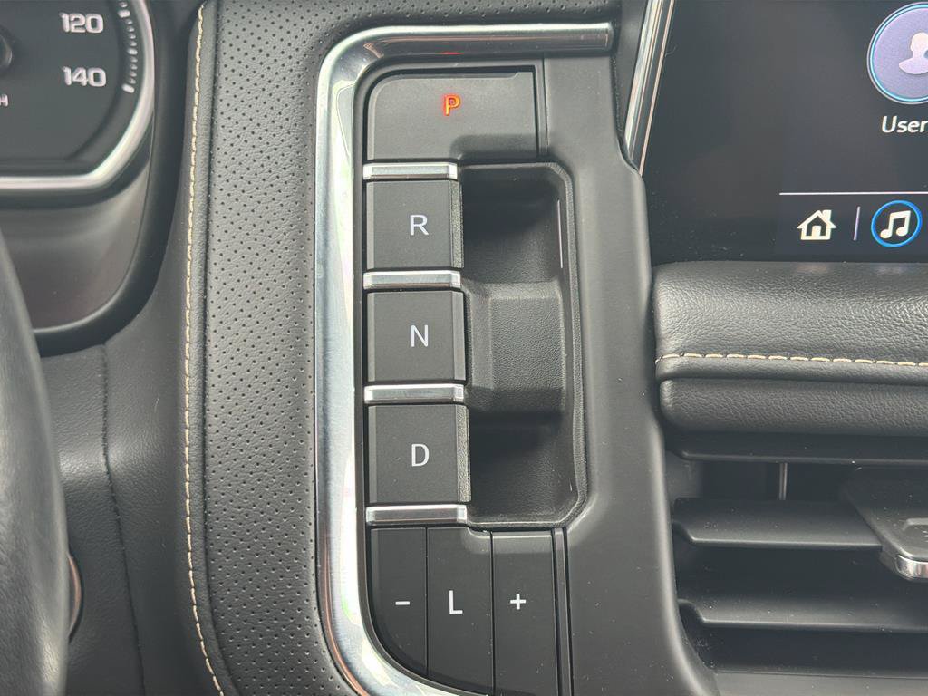 Used 2021 Chevrolet Tahoe Premier AWD/4WD image 15