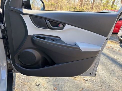 Certified 2023 Hyundai Kona SEL image 10