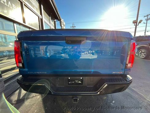 Used 2023 Chevrolet Colorado ZR2 w/ ZR2 Convenience Package III image 5