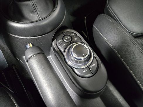 Used 2023 MINI Cooper S image 28