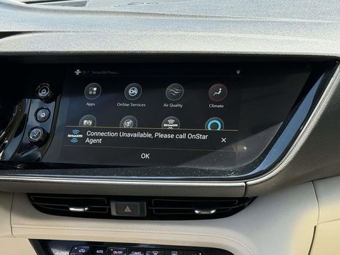 Certified 2022 Buick Envision Avenir w/ Technology Package II AWD/4WD image 16