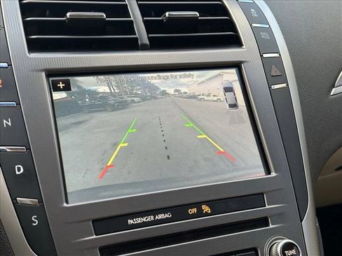 Used 2017 Lincoln MKZ Premiere image 14