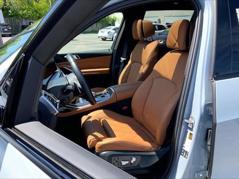 Used 2026 BMW X7 xDrive40i AWD/4WD image 24