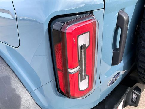 Used 2022 Ford Bronco Wildtrak image 26