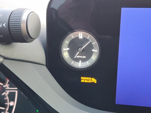 Certified 2025 Lexus ES 350 w/ Premium Package FWD image 15