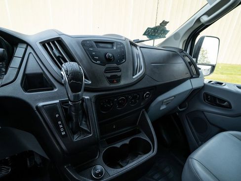 Used 2017 Ford Transit 350 XL image 21