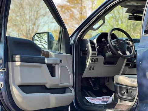 Used 2019 Ford F150 Lariat w/ Equipment Group 502A Luxury RWD image 55