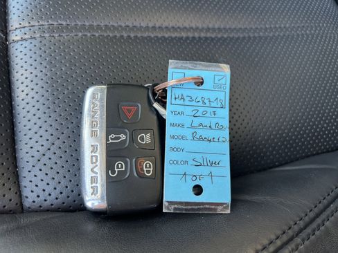 Used 2017 Land Rover Range Rover Supercharged image 31