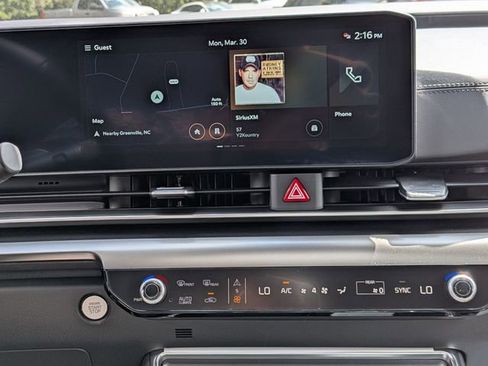 New 2026 Kia Carnival SX w/ SX Dark Edition Package image 16