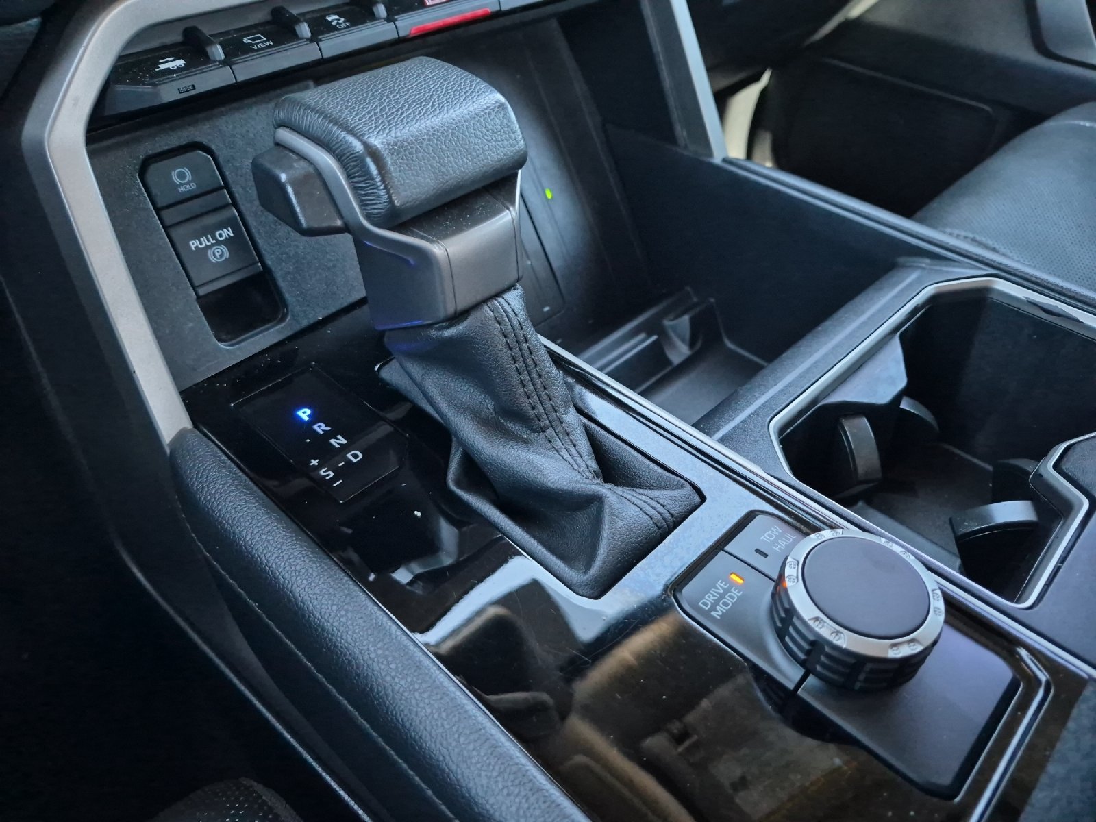 Used 2024 Toyota Tundra Limited RWD image 19