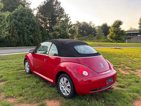 Used 2009 Volkswagen Beetle S image 22