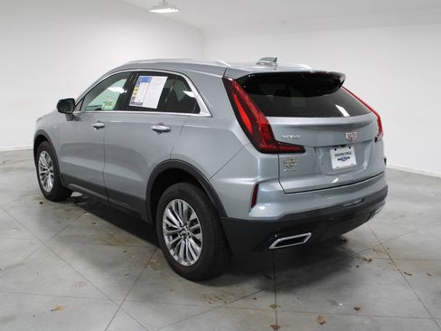 Used 2024 Cadillac XT4 Premium Luxury image 7