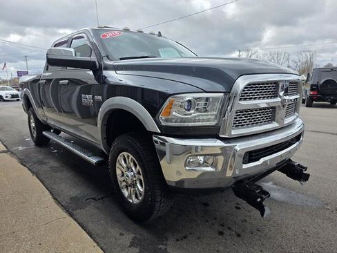 Used 2018 RAM 2500 Laramie w/ Snow Chief Group image 2