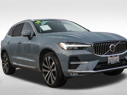 Used 2023 Volvo XC60 B5 Ultimate w/ Climate Package