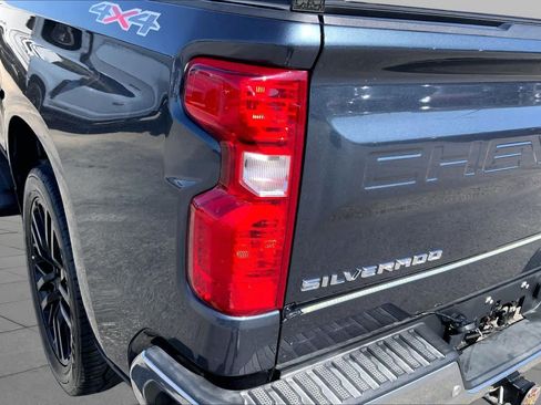 Used 2020 Chevrolet Silverado 1500 LT w/ Texas Edition AWD/4WD image 24
