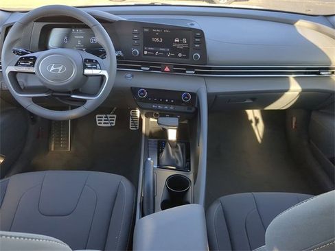 New 2025 Hyundai Elantra Sport image 13