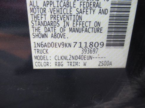 Used 2019 Nissan Frontier SV image 18