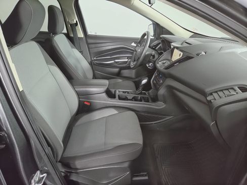 Used 2018 Ford Escape SE w/ SE Sync 3 Package AWD/4WD image 28