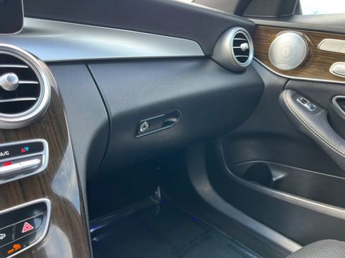Used 2020 Mercedes-Benz C 300 4MATIC Sedan w/ AMG Line image 28