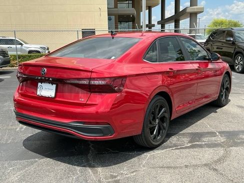New 2026 Volkswagen Jetta SE FWD image 3