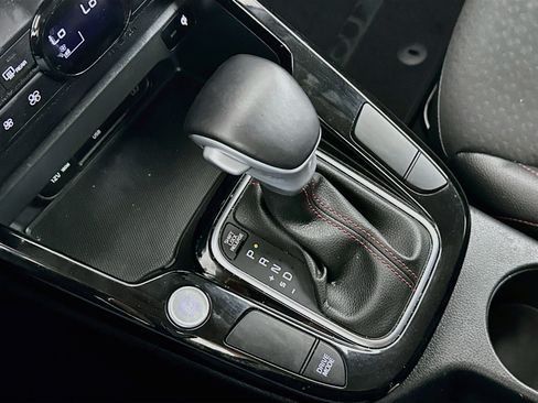 Used 2023 Kia Soul GT-Line FWD image 25