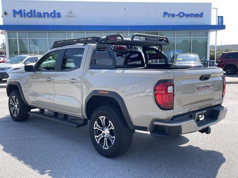 Used 2024 GMC Canyon AT4 w/ Technology Package AWD/4WD image 4